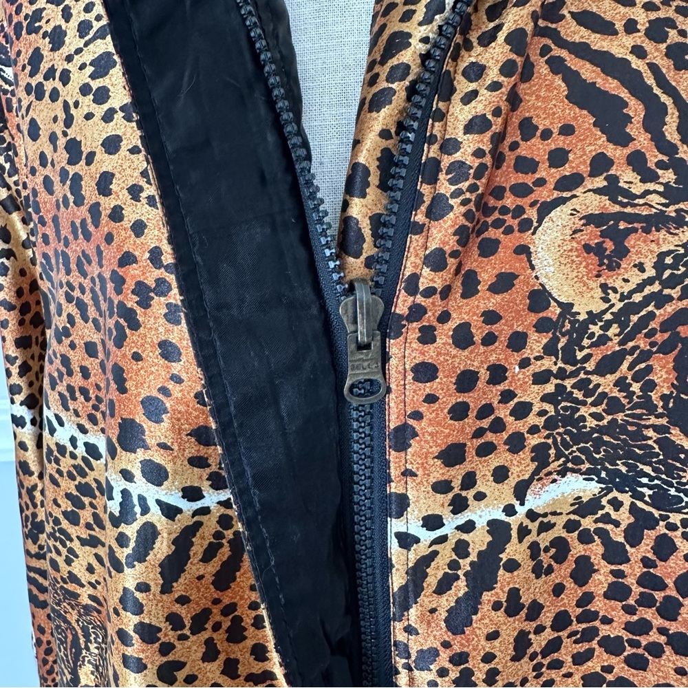 Vintage 80s Baddie Seoul Olympics Cheetah Print Jacket - Picture 6 of 13